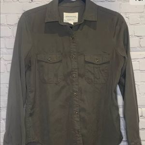 Aeropostale Junior Girls Women Classic Fit Button Up Shirt Size Medium